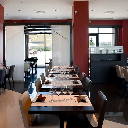 Otel Domina Milano Fiera 4*