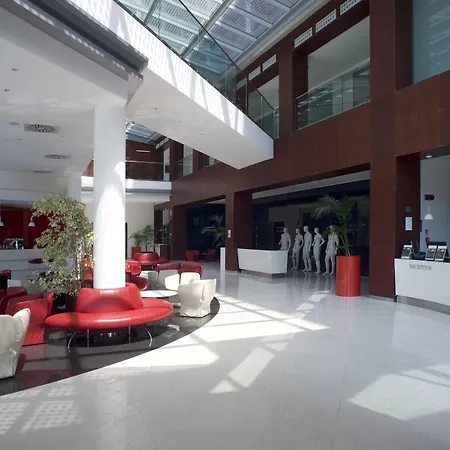 酒店 米兰菲尔亚多米纳酒店 4*