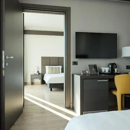 Domina Milano Fiera 4*